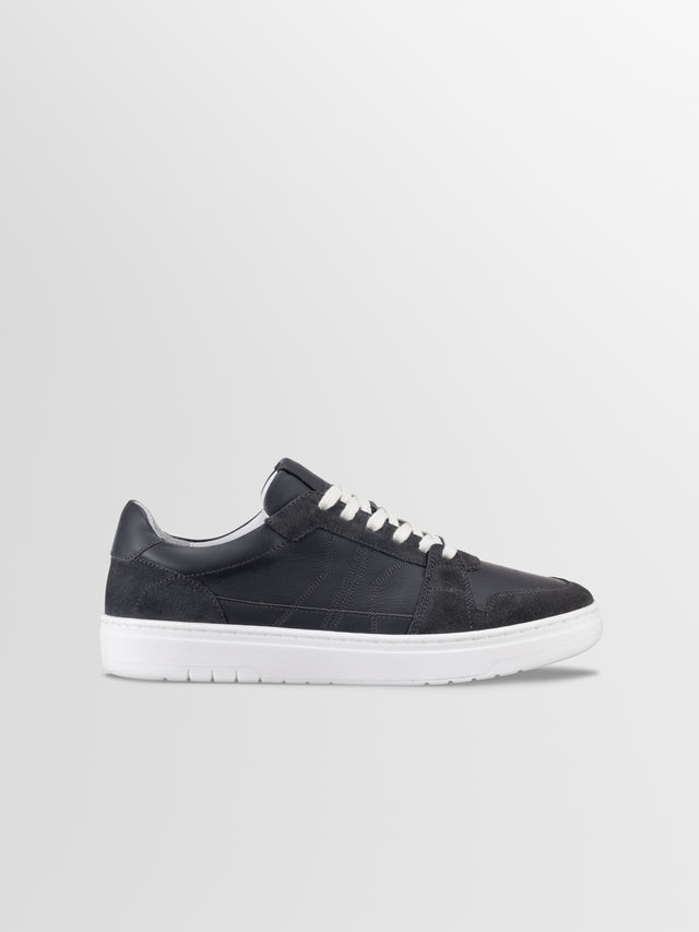 Carrara Suede Sneaker in Basalt