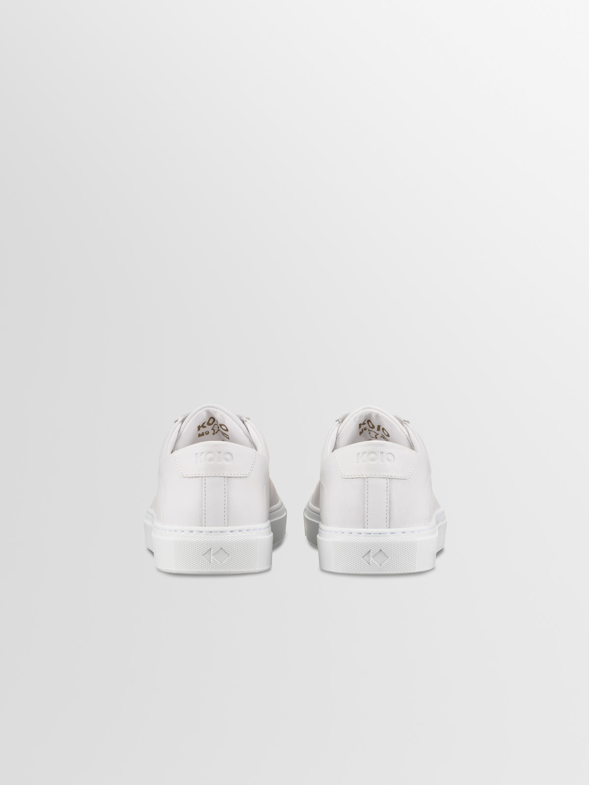 Capri Leather Sneaker in Triple White Rose Anvil