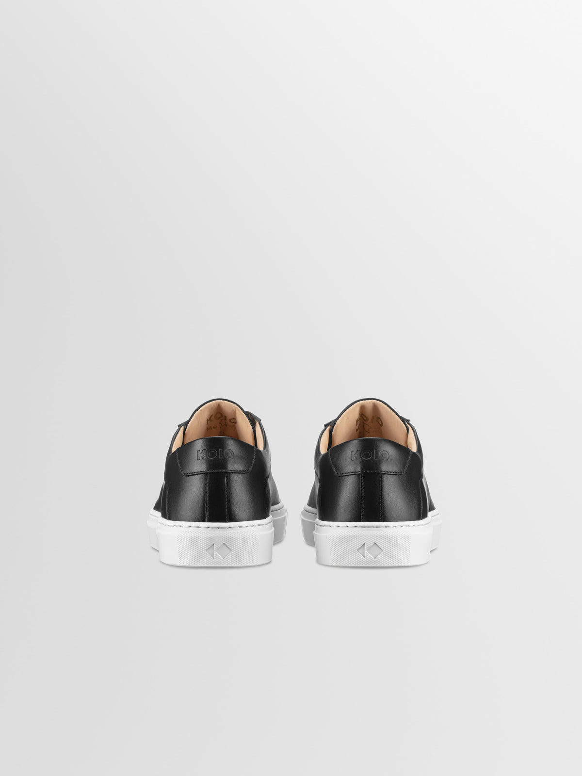 Capri Leather Sneaker in Onyx