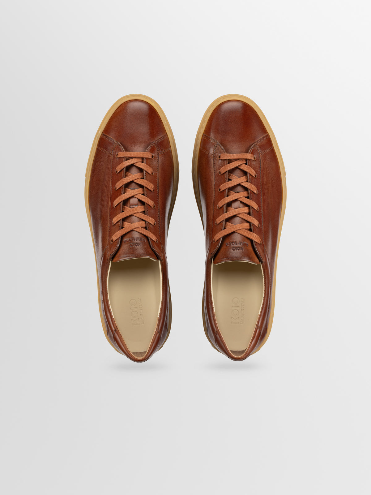 A pair of men