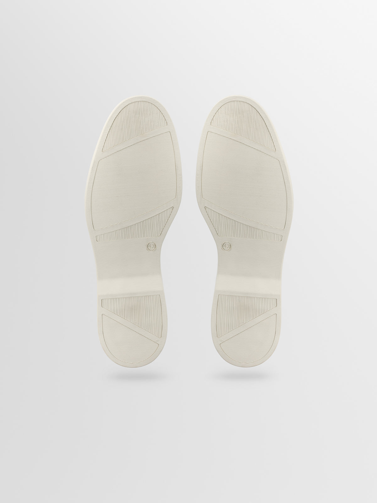 Catania Suede Loafer in Taupe